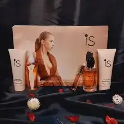 Women's perfume set for special occasions