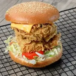 Royal Zinger Burger With Fries And Coleslaw