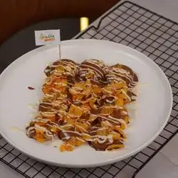 Bubble Pancakes With Corn Flakes