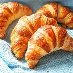 Italian plain croissant