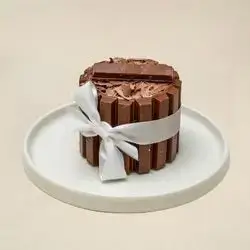 Kit Kat Cake
