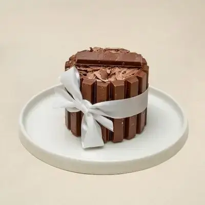 Kit Kat Cake