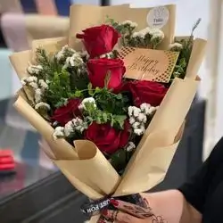 Red Rose With Accessories Bouquet
