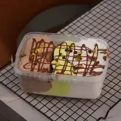 Family Ice Cream Cup