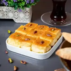 Maamoul With Cream