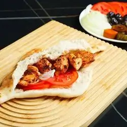 Shish Tawook Sandwich