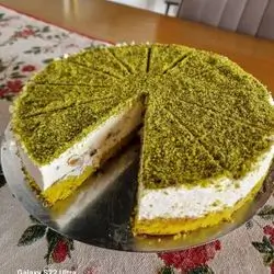 Pistachio Cheesecake