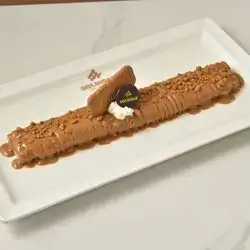Lotus Crepe Roll