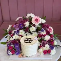 Cake and flowers