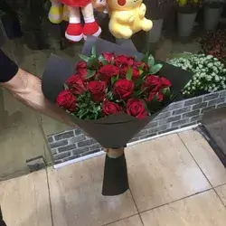 Bouquet Flowers- Red