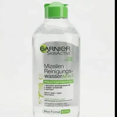 400 ml bottle of Garnier SkinActive Mizellen Reinigungswasser All-in-1