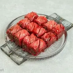 Strawberry Spiral Burma 1 Kilo
