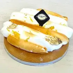 Citron tart slice