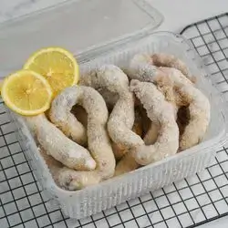 Stuffed Intestines With Meat And Rice And Broth