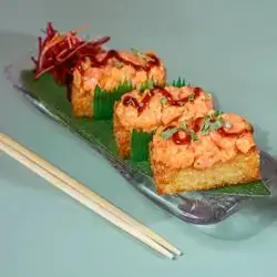 Crispy Rice Salmon Cube