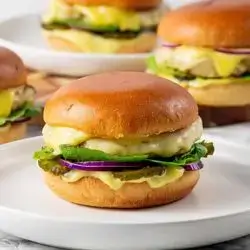 Honey Mustard Meat Burger