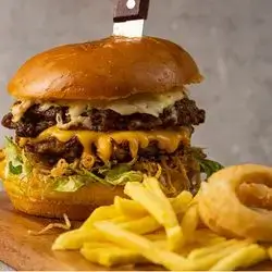 Saw Beef Burger