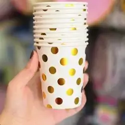 Cup of graduate 