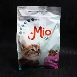 Mio-Kitten-Chicken