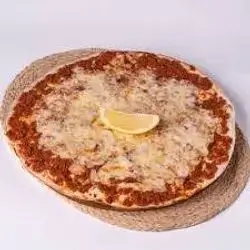 Lahmacun Double with Cheese