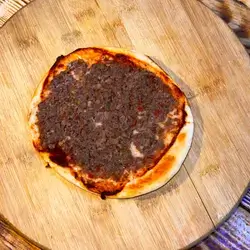 پیتزای گۆشت - بچووک