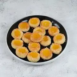 Coconut Shaklamah With Lemon