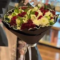 Red & White Flowers Bouquet