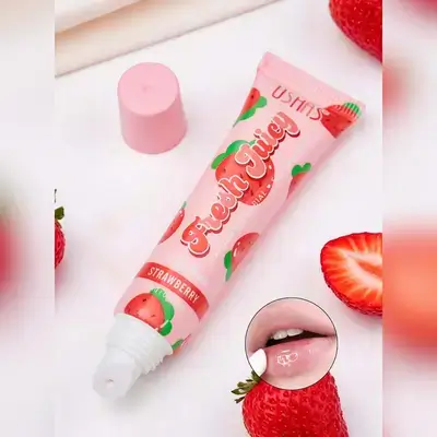 Ushas Fresh Juicy Lip Scrub - Strawberry
