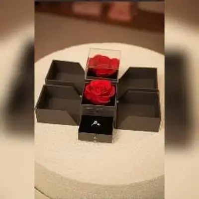 Single Everlasting Flower Square Gift Box