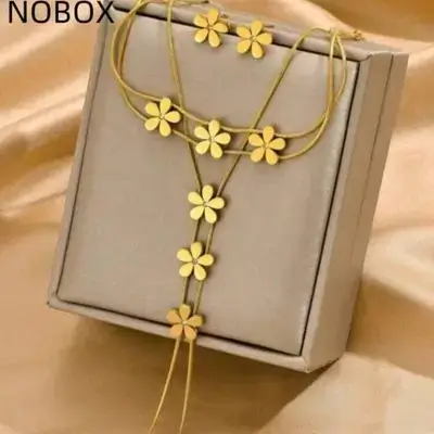4pcs/Set Gold Stainless Steel Plated Chain Linked Smooth 5-Petal Flower
