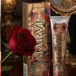 Marvis Kissing Rose Toothpaste
