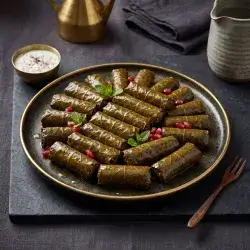 25 Pieces Stuffed Grape Leaves