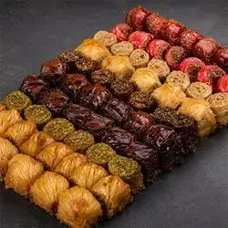 Family Golden Rectangular Tray Largest 1.5 Kilos