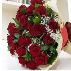 Box Of Red Roses With Accessories And Beige Packaging