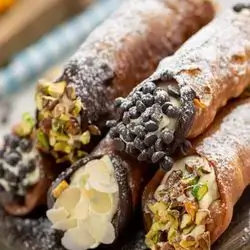 Italian Cannoli