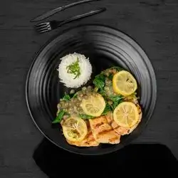 Chicken Piccata (510 Cal | P:60G)