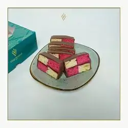 Strawberry Layalina