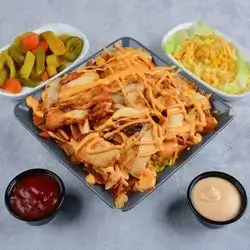 Al-Khawaja Rizzo With Shawarma
