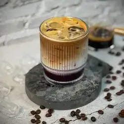 Blueberry ice latte
