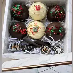 VIP Box of Hot Chocolate Balls with Chocolate Spoons
