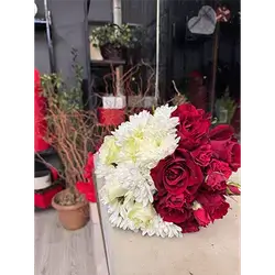 White & Red Bouquet