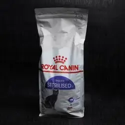 Royal Canin Regular- Sterilised