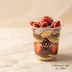 Mini Pancakes in a Cup with Nutella & Strawberry