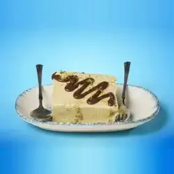 ئایس کەیکی فستق