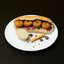 Amo Bassam Indian Falafel