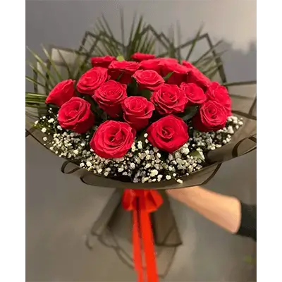 Bouquet Of Red Flowers With Accessories And Wrapping, 29 Flowers