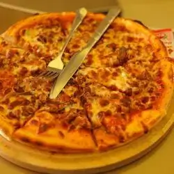 Minced Meat Pizza