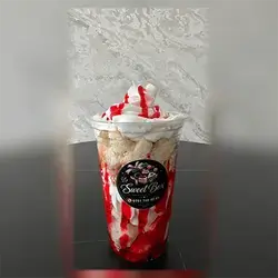 Strawberry Glass Mix Cake