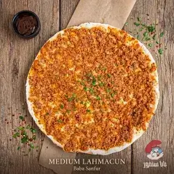 Medium Lahmacun