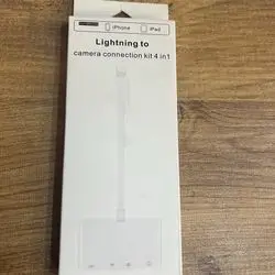4 IN 1 Lightning/IN: USB + SD+TF+ Lightning